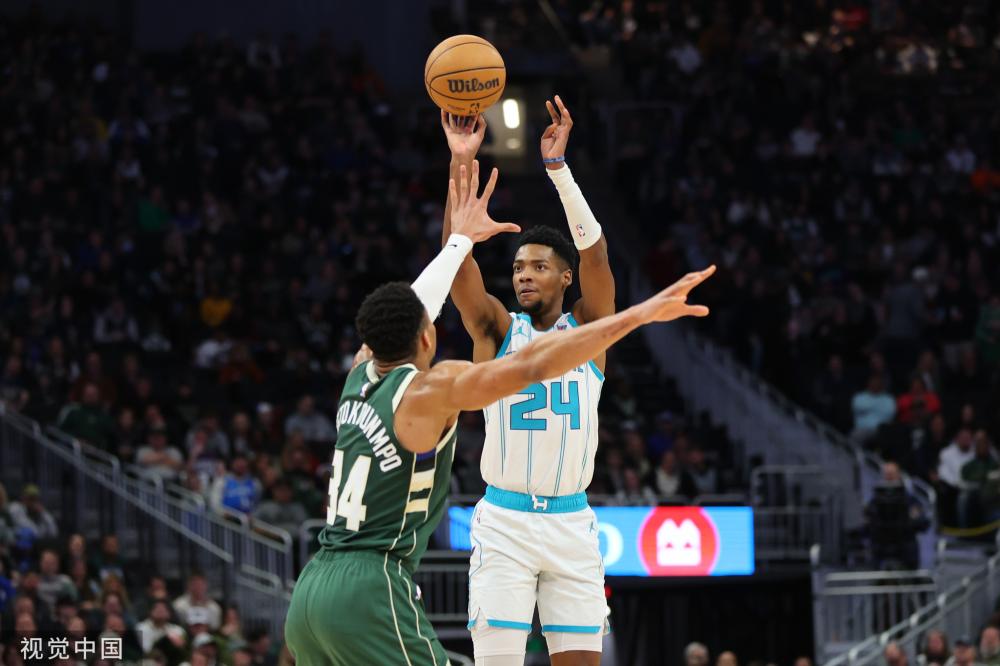 他的投篮不 他的投篮不