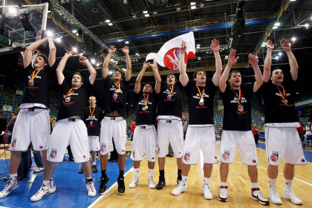 要继续保持 要继续保持